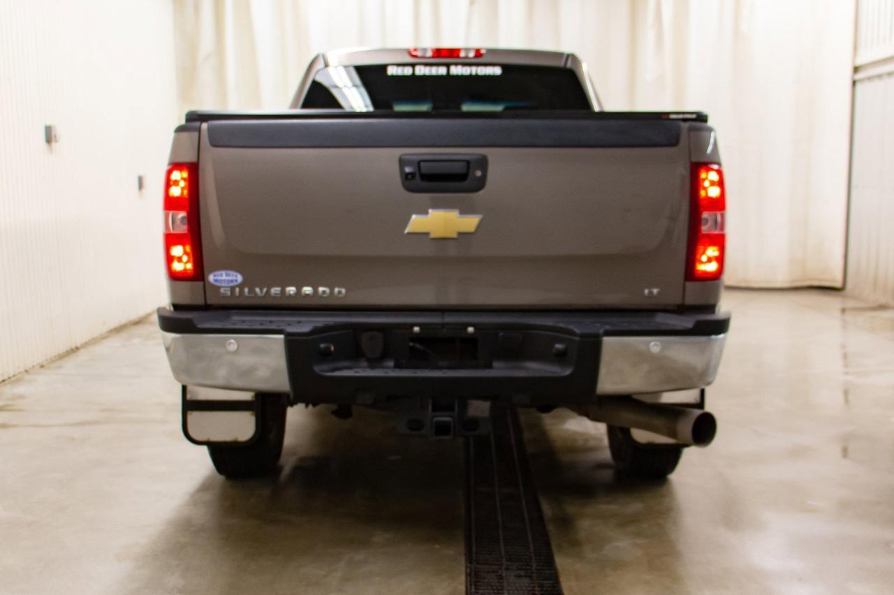 2011 Chevrolet Silverado 2500HD 4x4 Crew Cab LT Diesel Leather Red Deer AB