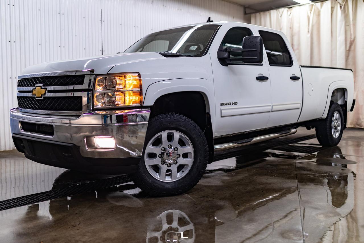 2011 Chevrolet Silverado 2500HD 4x4 Crew Cab LT Longbox Diesel Leather Red Deer AB