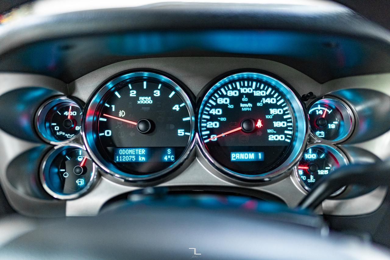 2011 Chevrolet Silverado 2500HD 4x4 Crew Cab LT Longbox Diesel Leather Red Deer AB