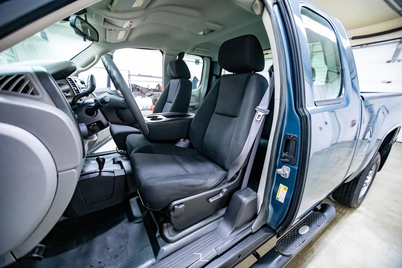 2011 Chevrolet Silverado 2500HD 4x4 Ext Cab LT Red Deer AB