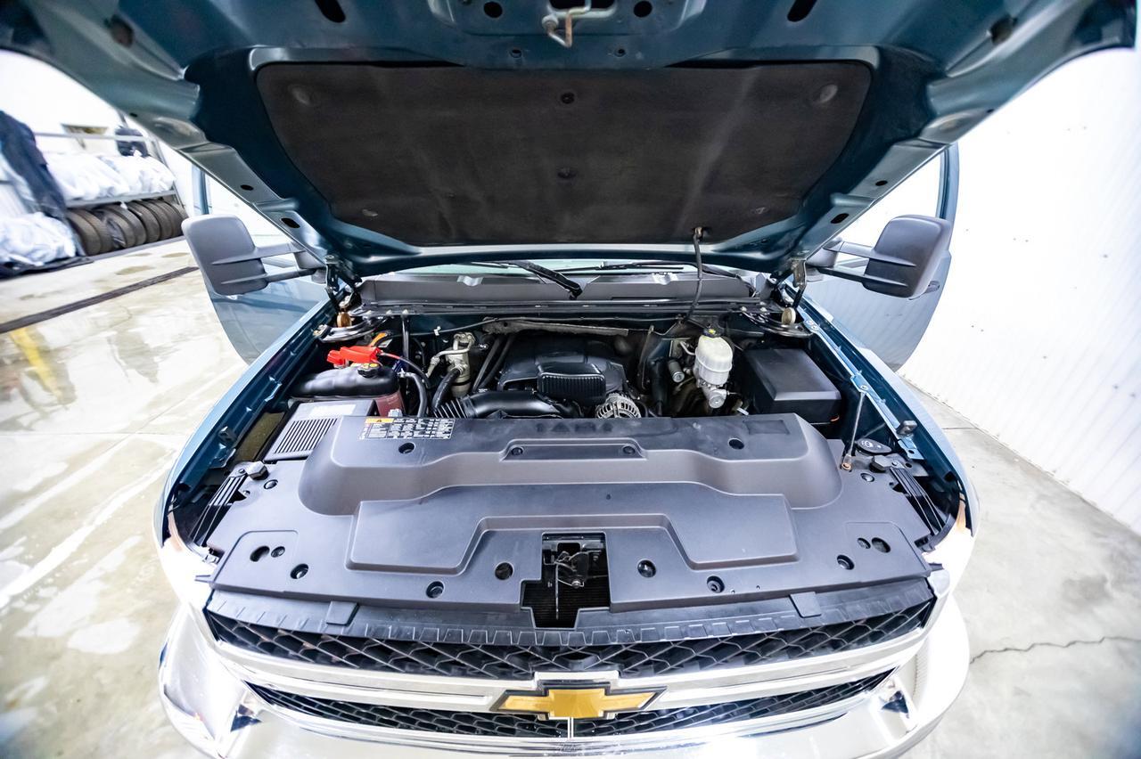 2011 Chevrolet Silverado 2500HD 4x4 Ext Cab LT Red Deer AB