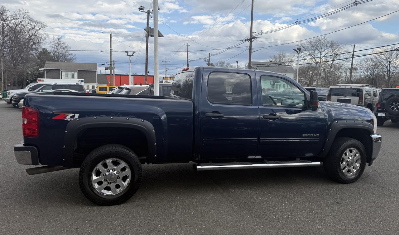 2011 Chevrolet Silverado 2500HD LT 4x4 4dr Crew Cab SB Edison NJ