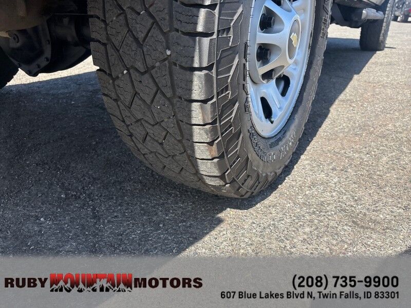 2011 Chevrolet Silverado 3500HD Work Truck photo 9