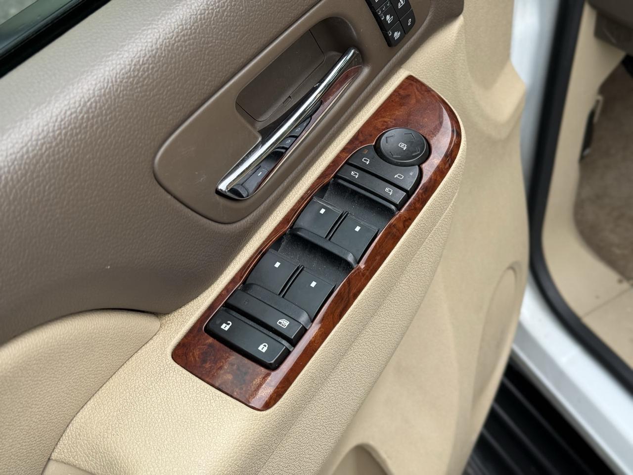 2011 Chevrolet Suburban 1500 LTZ Crestwood KY