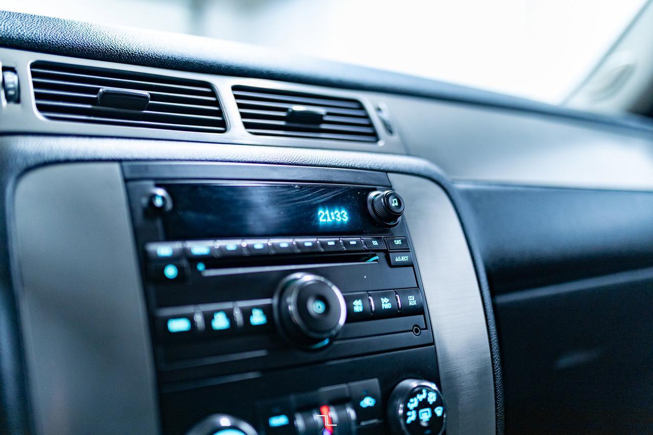 2011 Chevrolet Suburban 2500 4x4 LS Red Deer AB