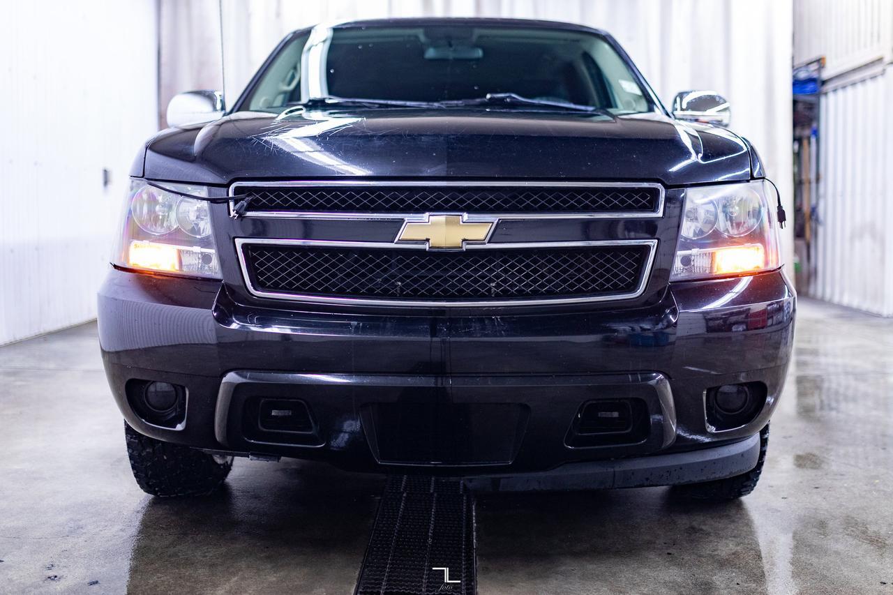2011 Chevrolet Suburban 2500 4x4 LS Red Deer AB