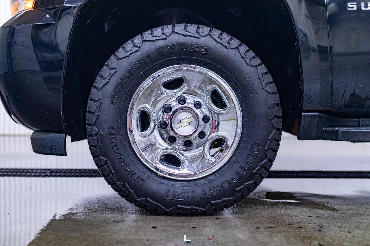 2011 Chevrolet Suburban 2500 4x4 LS Red Deer AB