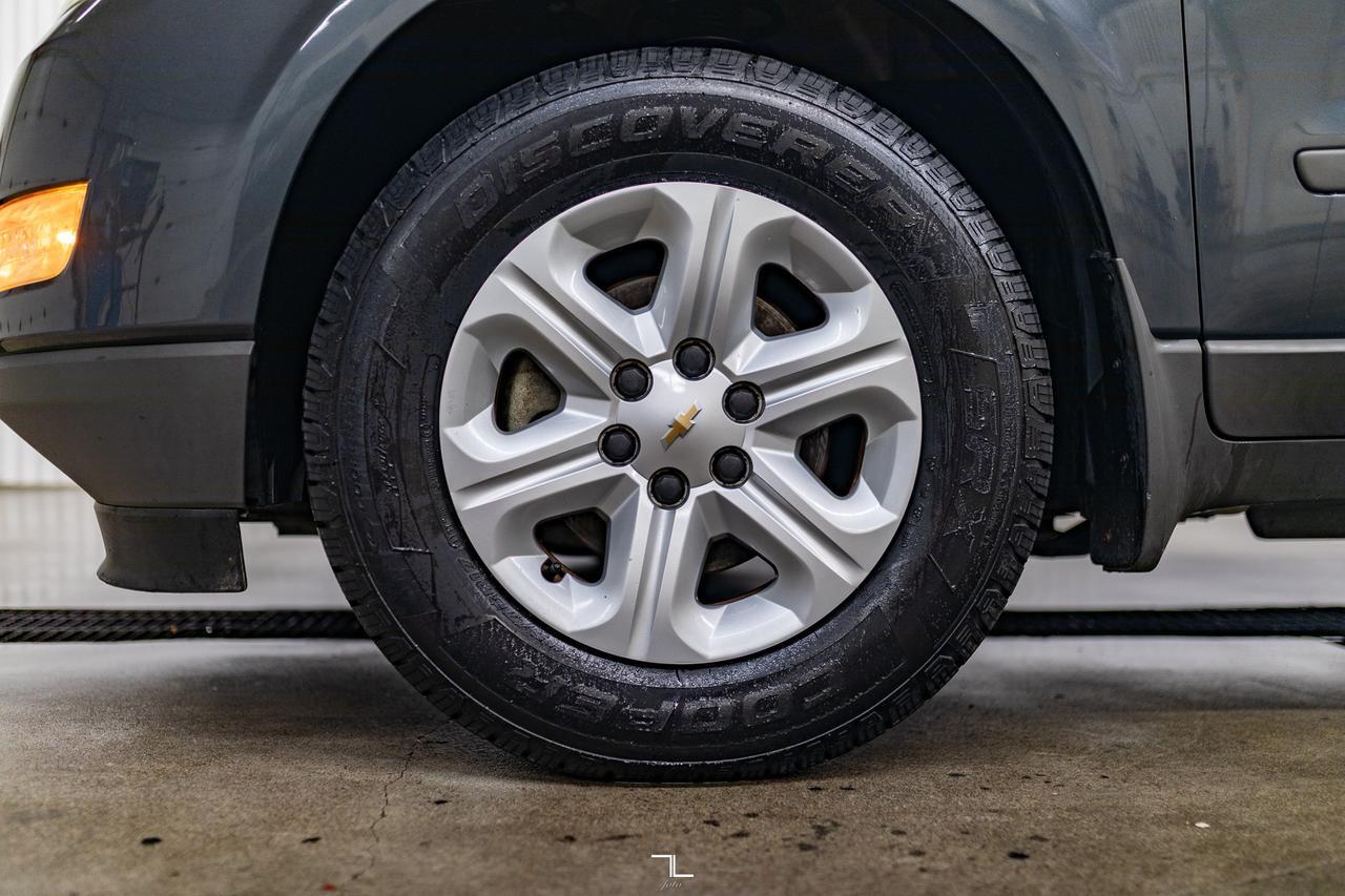 2011 Chevrolet Traverse AWD LS 3rd Row Seating Red Deer AB