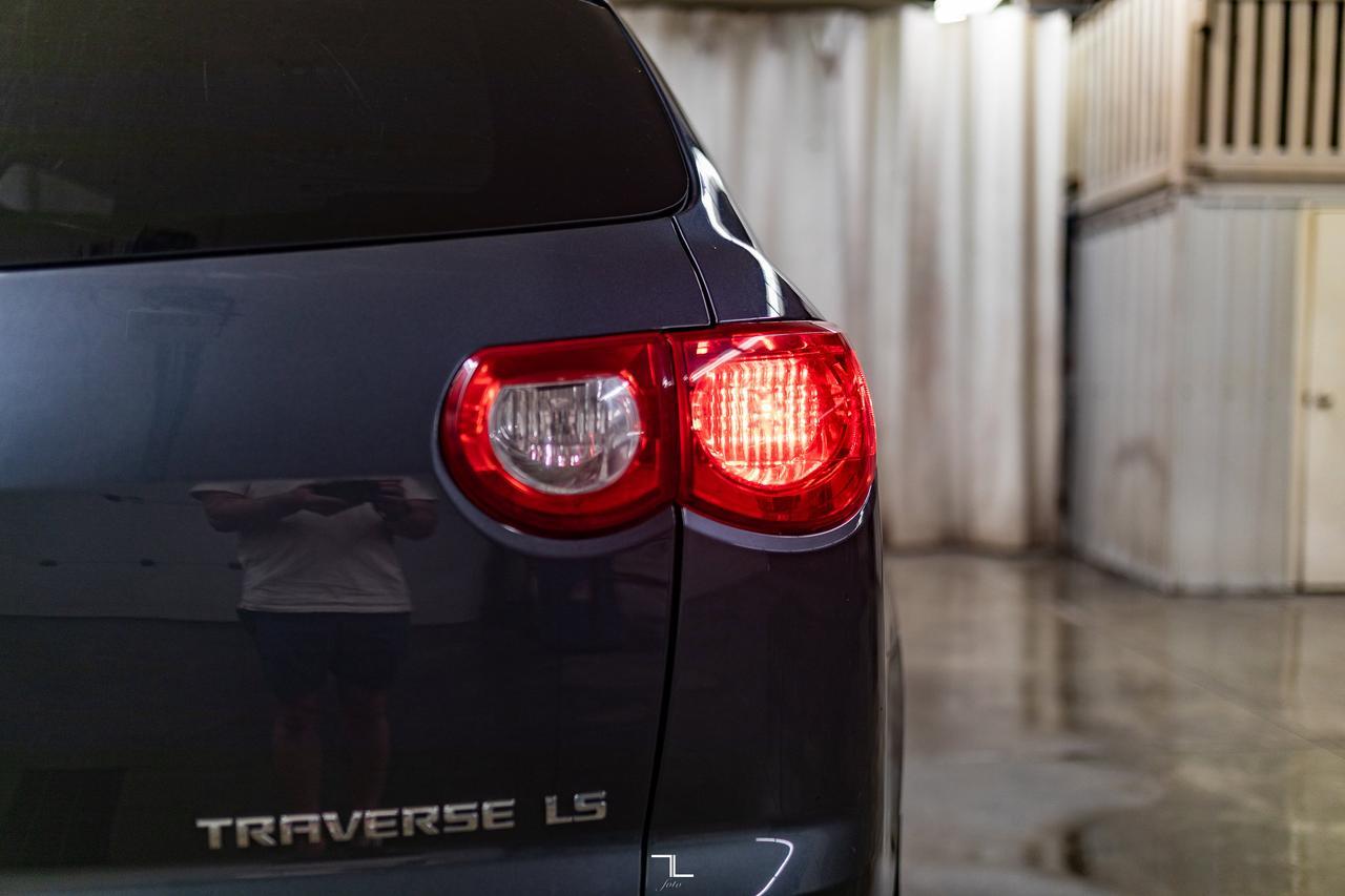 2011 Chevrolet Traverse AWD LS 3rd Row Seating Red Deer AB