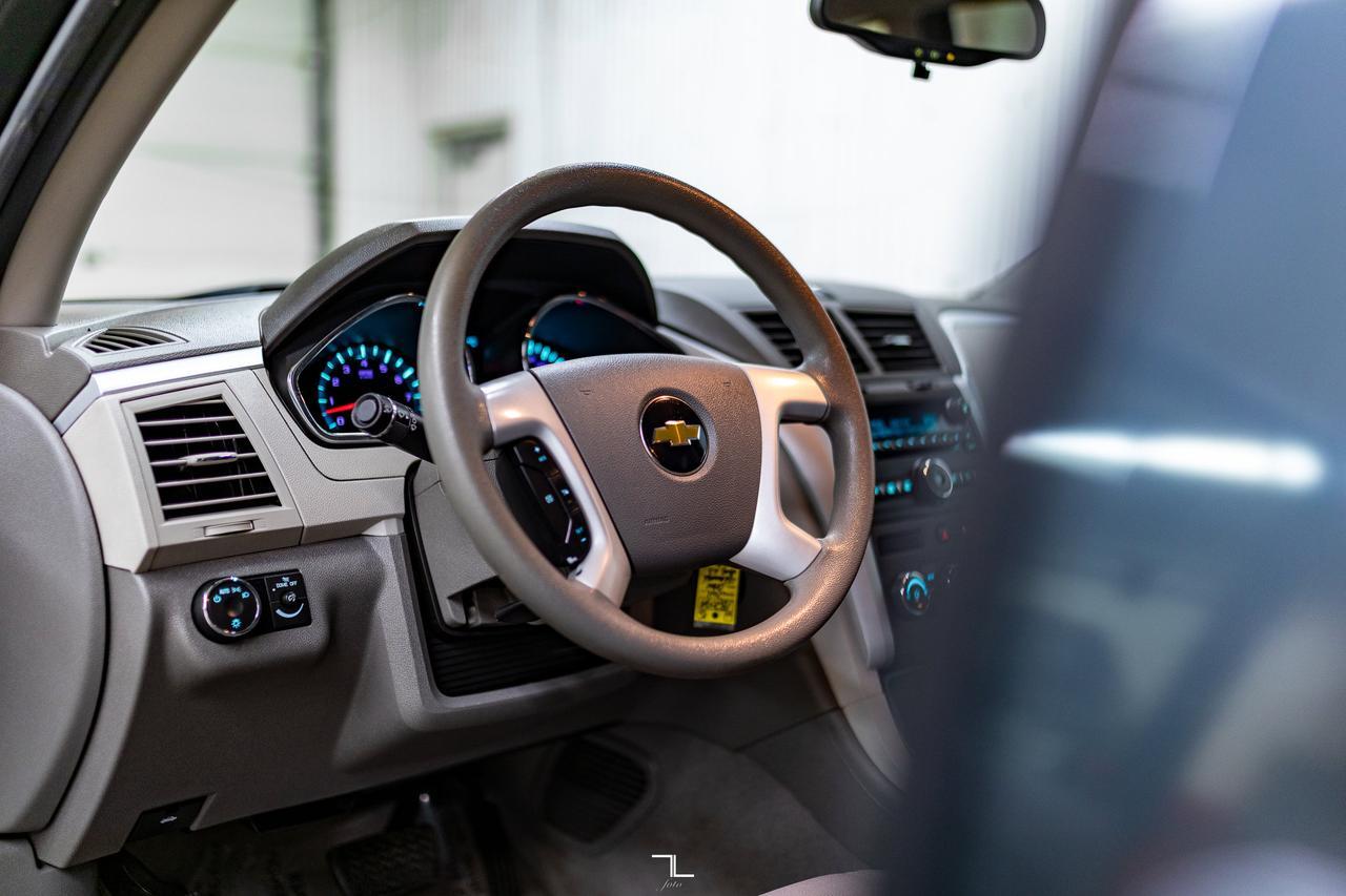 2011 Chevrolet Traverse AWD LS 3rd Row Seating Red Deer AB