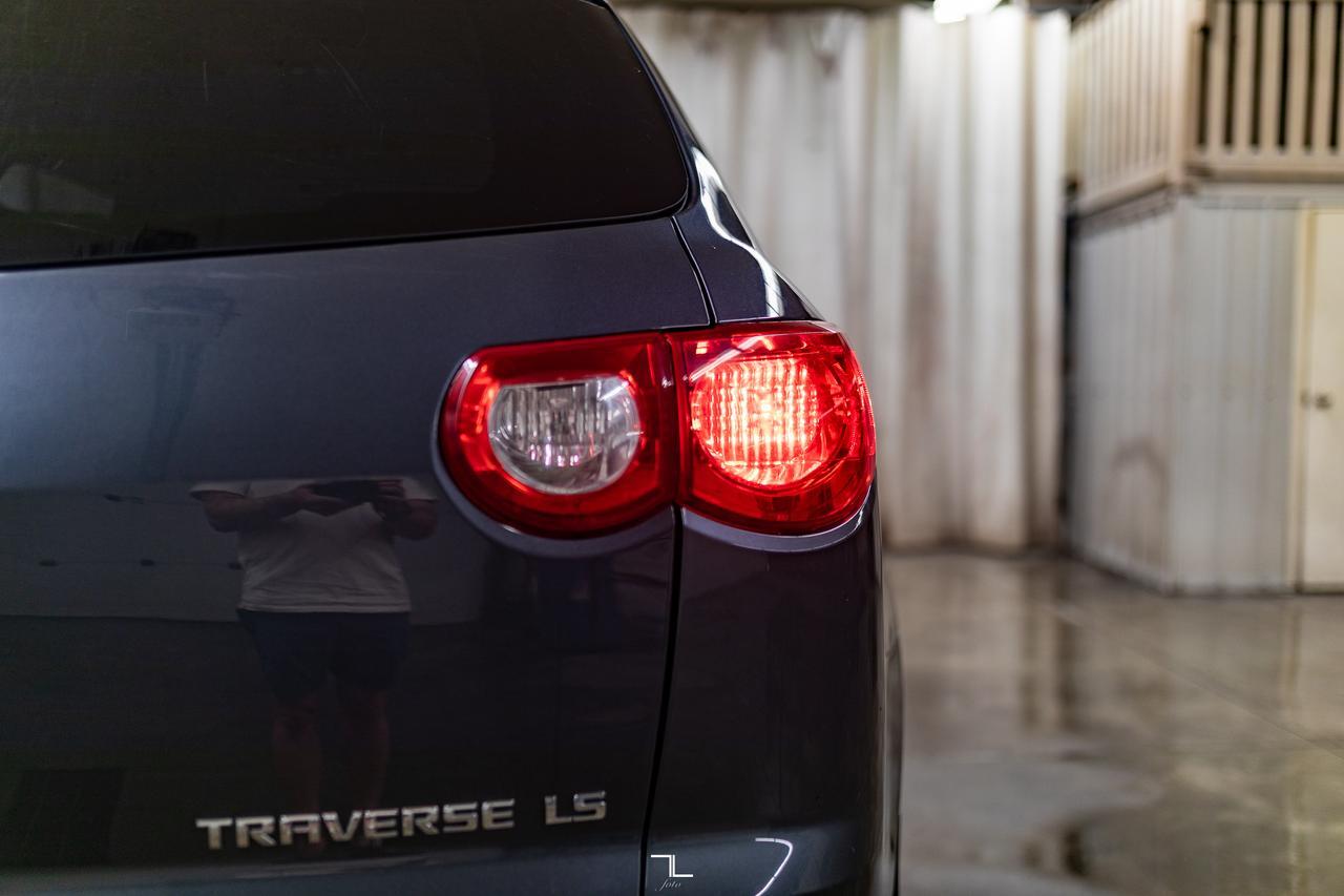 2011 Chevrolet Traverse AWD LS 3rd Row Seating Red Deer AB