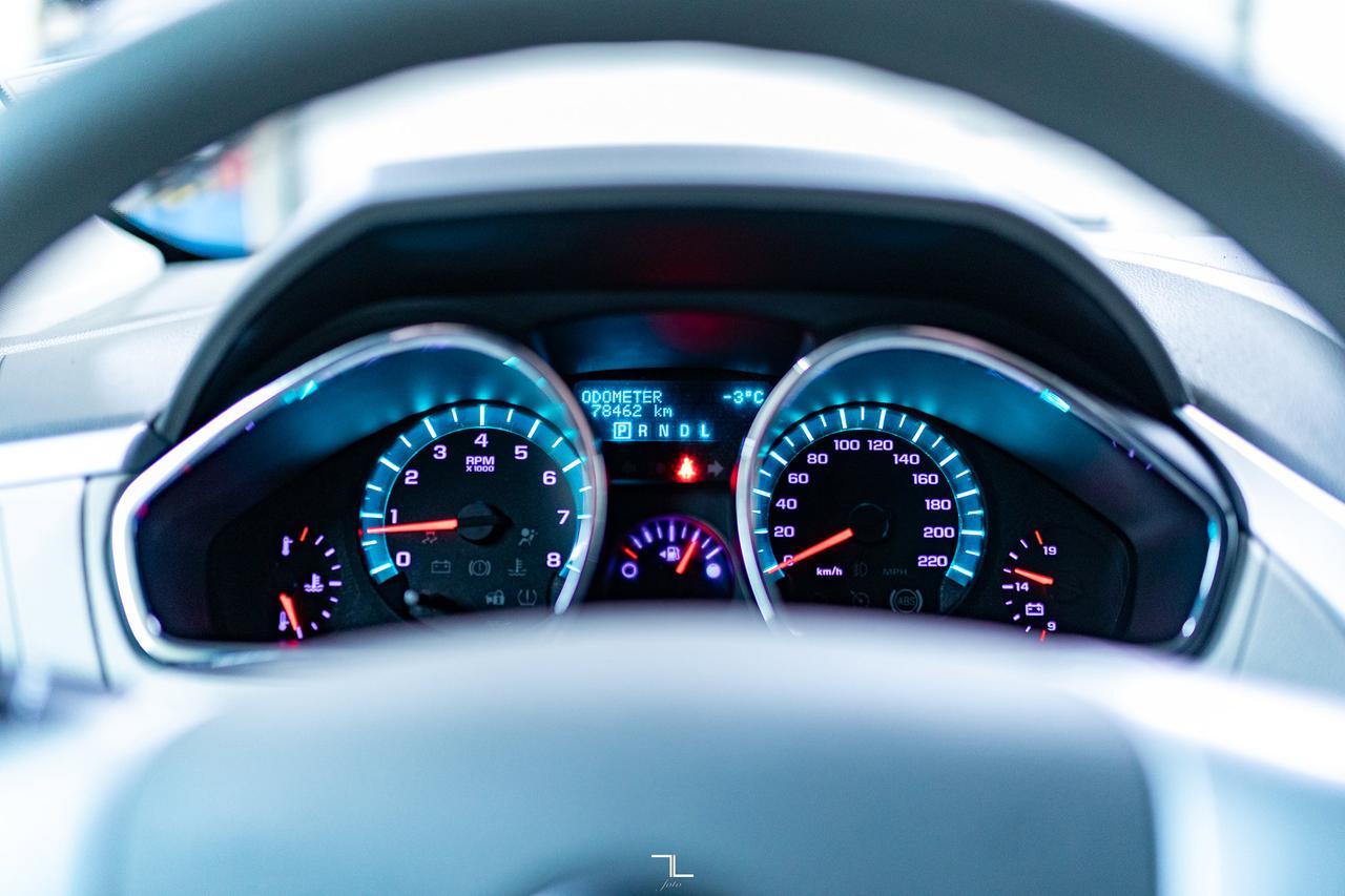 2011 Chevrolet Traverse FWD LS 8 Passenger Red Deer AB