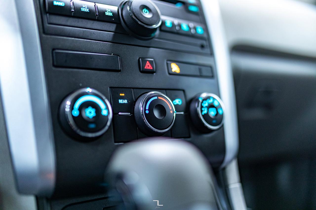 2011 Chevrolet Traverse FWD LS 8 Passenger Red Deer AB