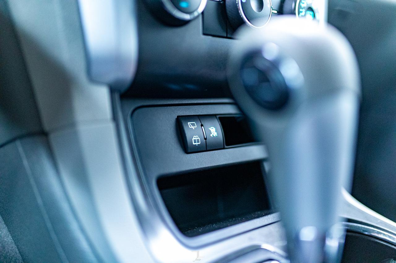 2011 Chevrolet Traverse FWD LS 8 Passenger Red Deer AB