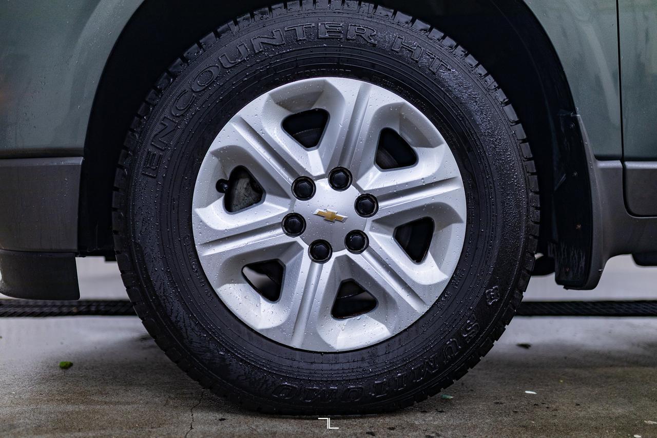 2011 Chevrolet Traverse FWD LS 8 Passenger Red Deer AB