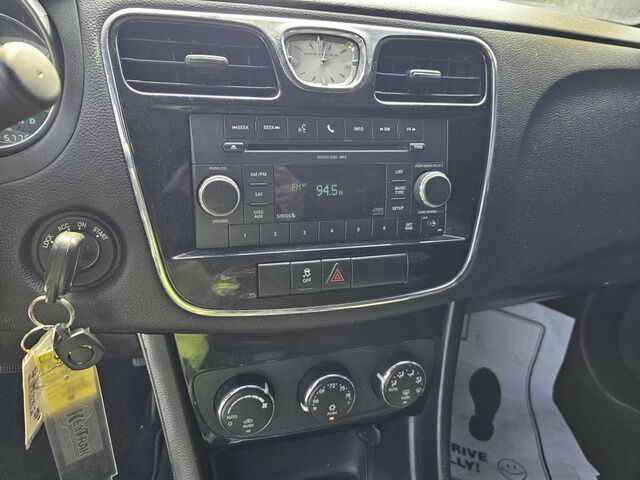 2011 Chrysler 200 CONV TOURING Lithia Springs GA