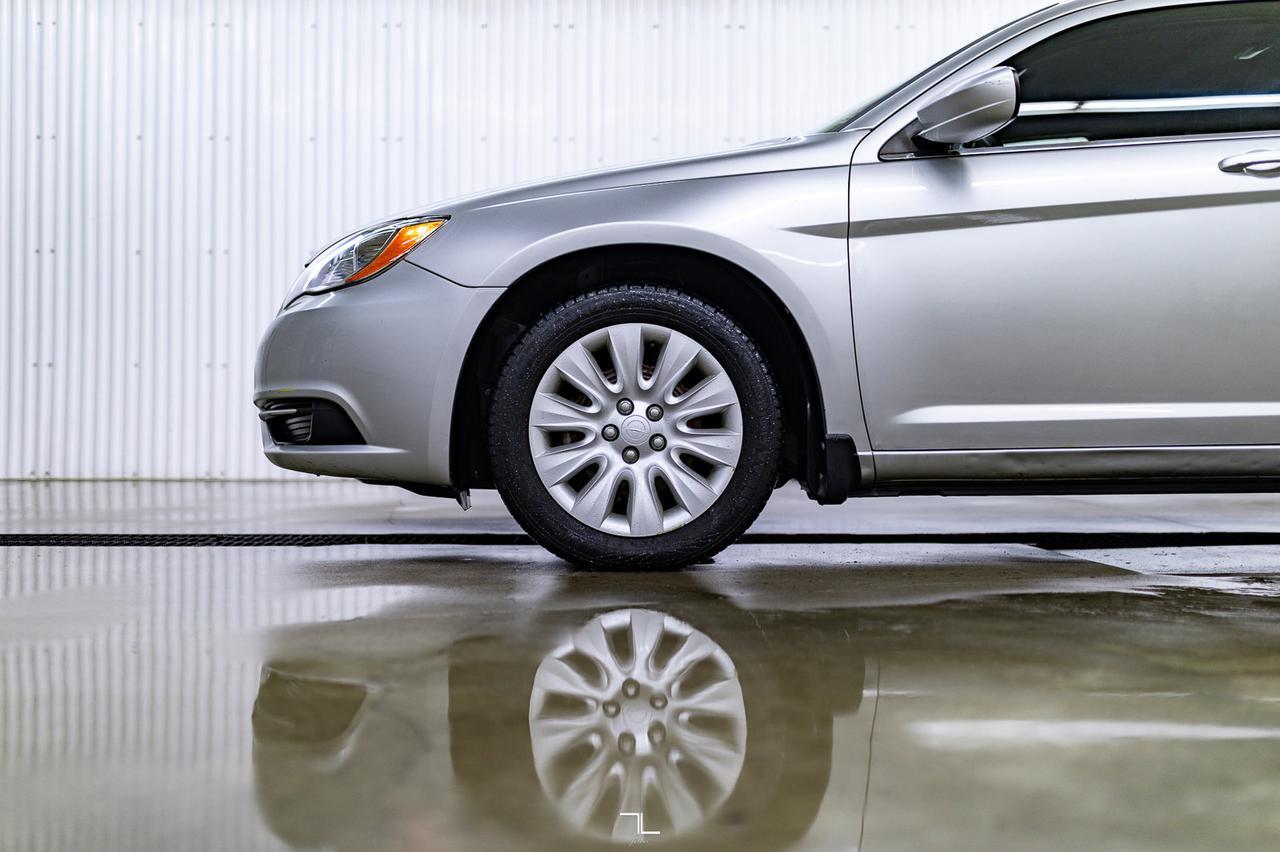 2011 Chrysler 200 LX Red Deer AB