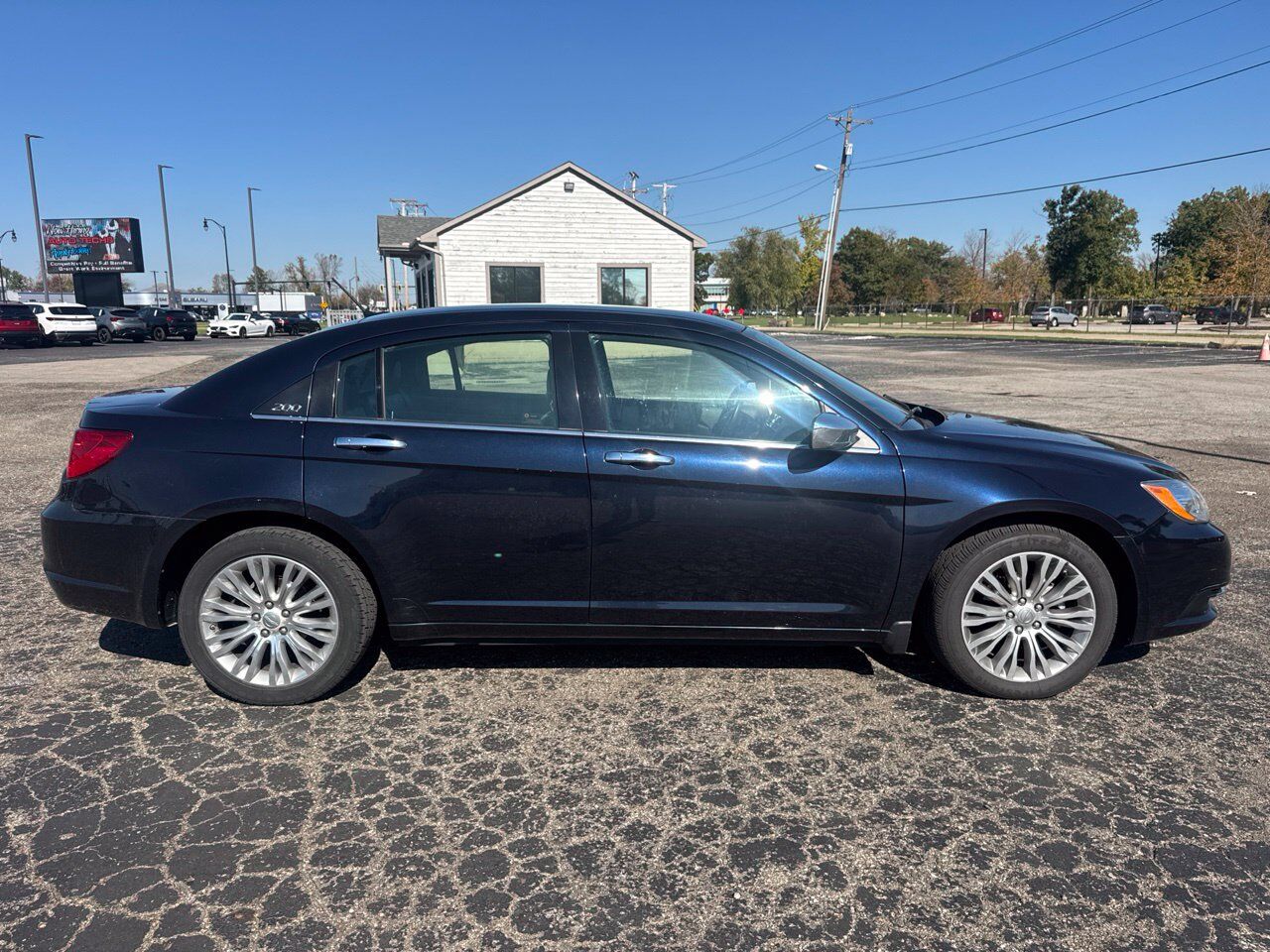 2011 Chrysler 200 Limited Columbus OH