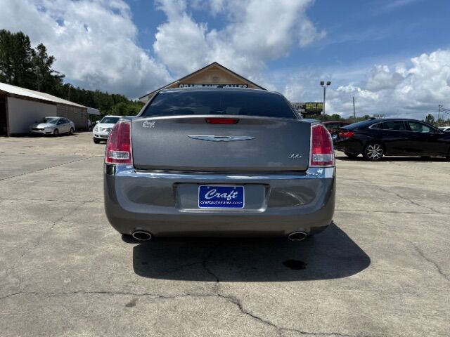 2011 Chrysler 300 Limited
