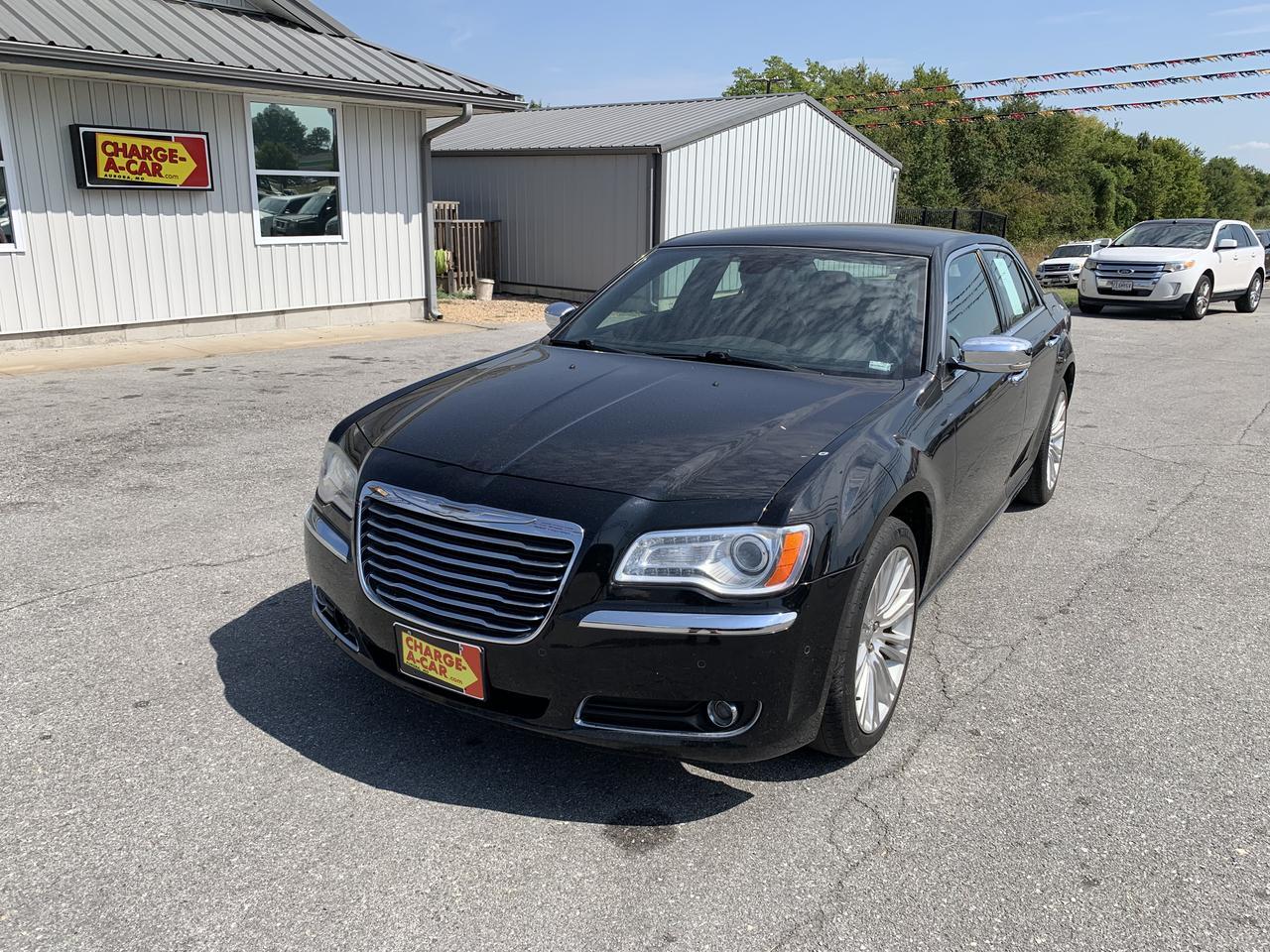 2011 Chrysler 300 Limited Sedan 4D Aurora MO