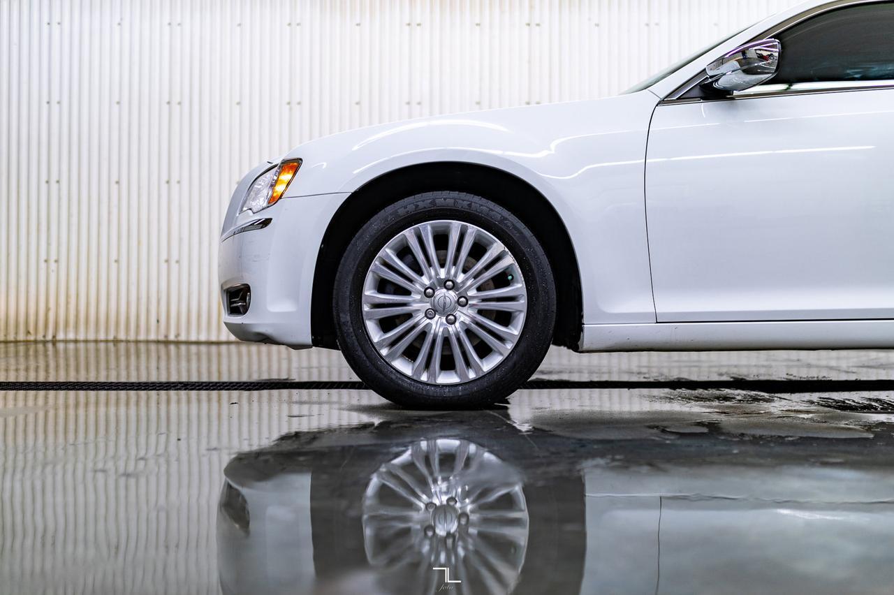 2011 Chrysler 300C AWD Leather BCam Red Deer AB