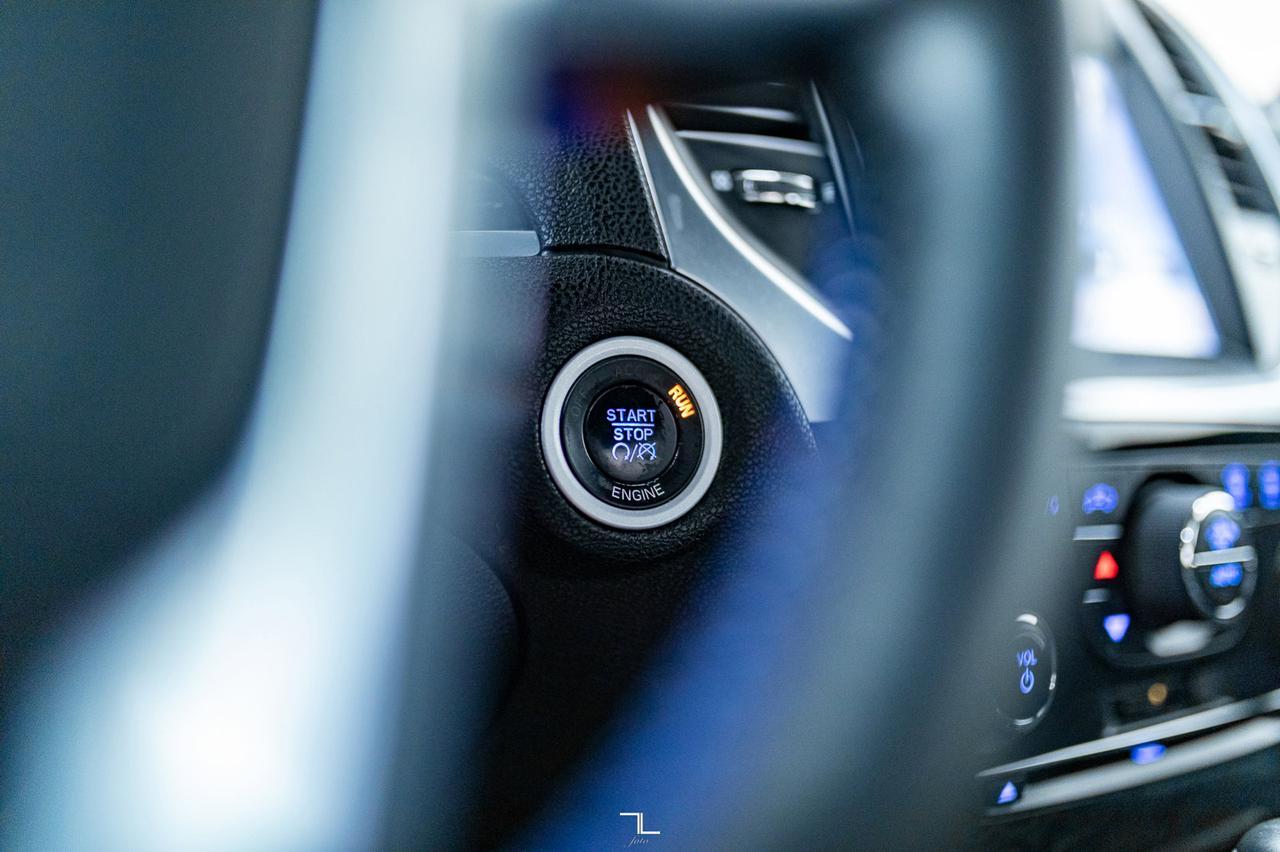 2011 Chrysler 300C AWD Leather BCam Red Deer AB