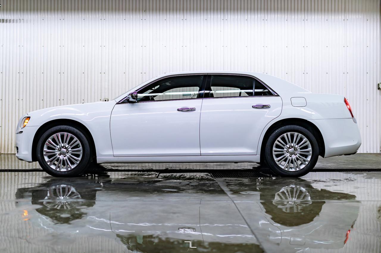 2011 Chrysler 300C AWD Leather BCam Red Deer AB
