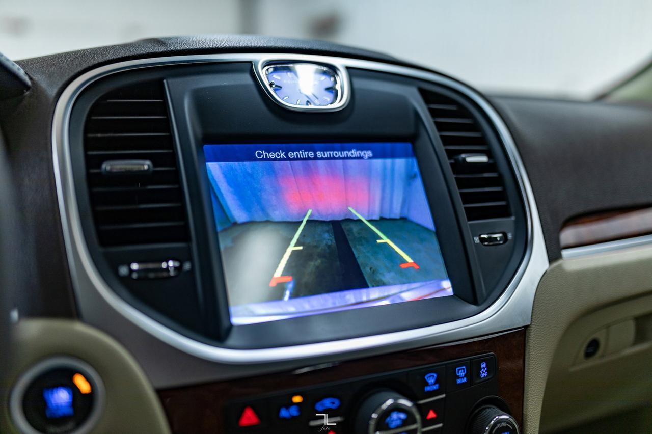 2011 Chrysler 300C AWD Sedan Leather Roof Nav BCam Red Deer AB