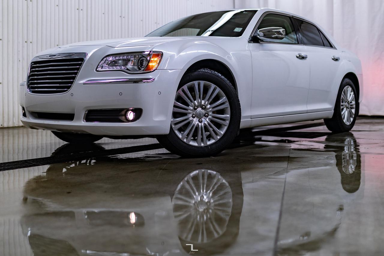 2011 Chrysler 300C AWD Sedan Leather Roof Nav BCam Red Deer AB