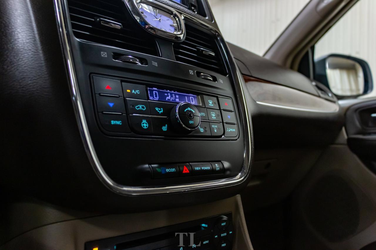 2011 Chrysler Town & Country Limited Leather Roof Nav DVD BCam Red Deer AB