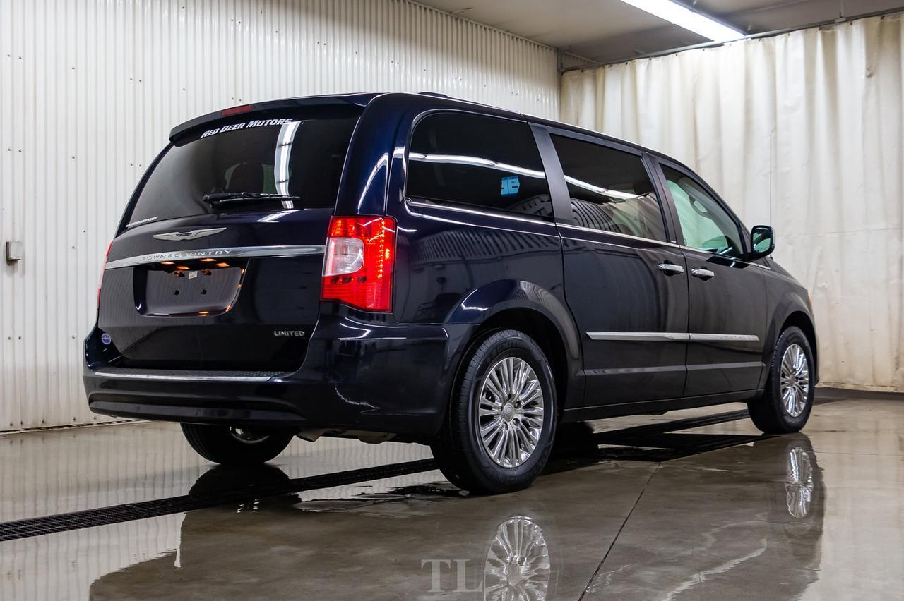 2011 Chrysler Town & Country Limited Leather Roof Nav DVD BCam Red Deer AB