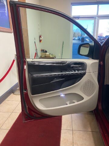 2011 Chrysler Town & Country Touring-L Charlotte NC