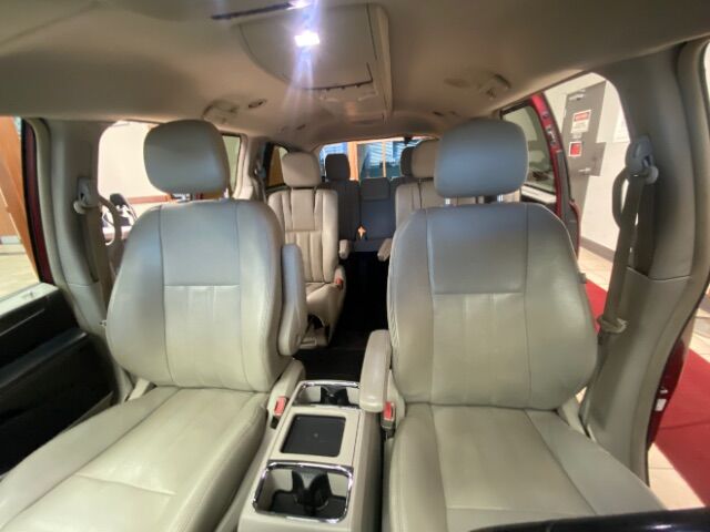 2011 Chrysler Town & Country Touring-L Charlotte NC