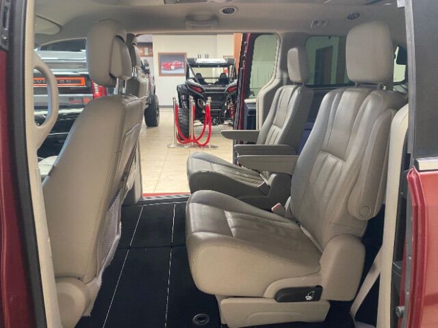 2011 Chrysler Town & Country Touring-L Charlotte NC