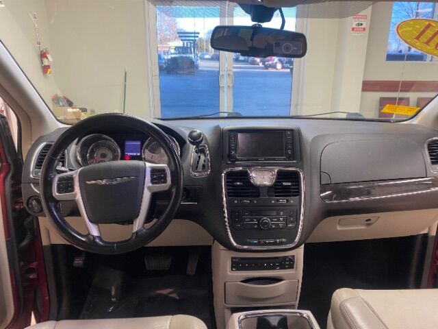 2011 Chrysler Town & Country Touring-L Charlotte NC