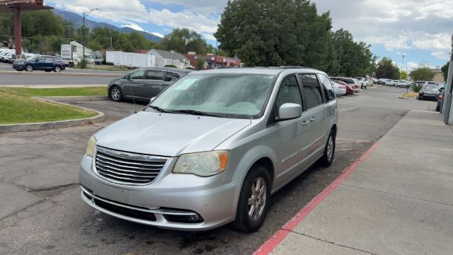 2011 Chrysler Town & Country Touring