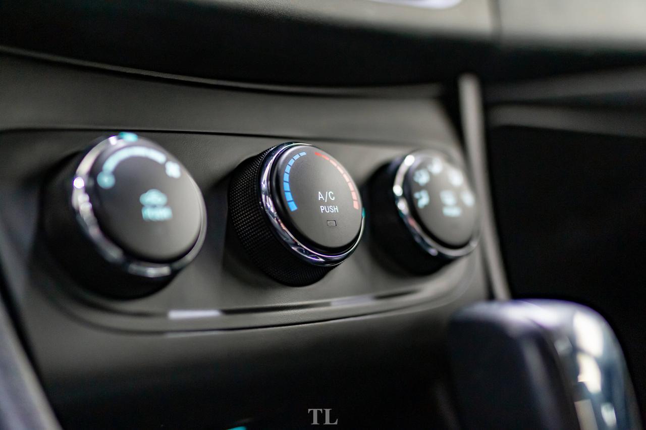 2011 Dodge Avenger SE Sedan Red Deer AB