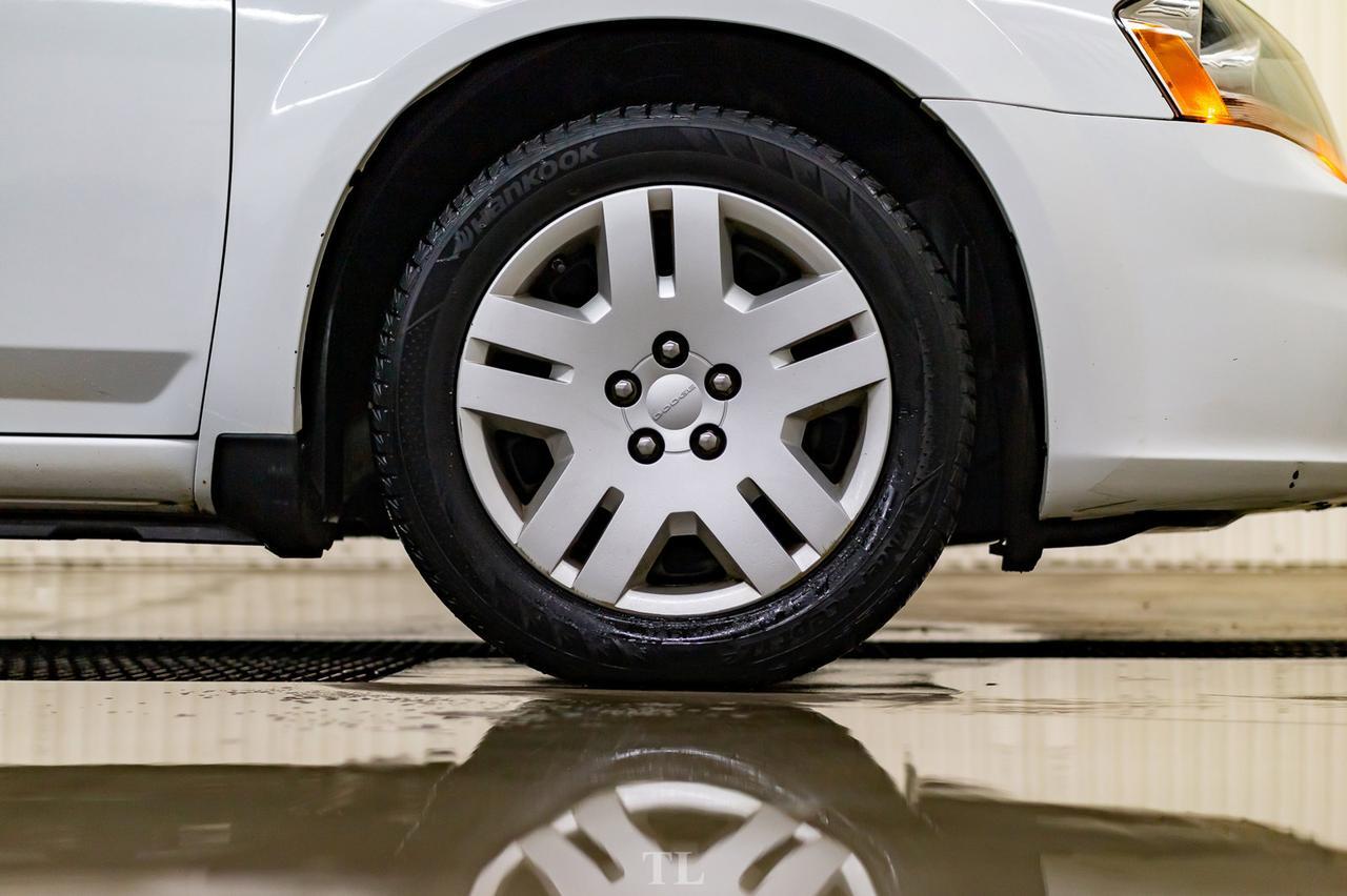 2011 Dodge Avenger SE Sedan Red Deer AB