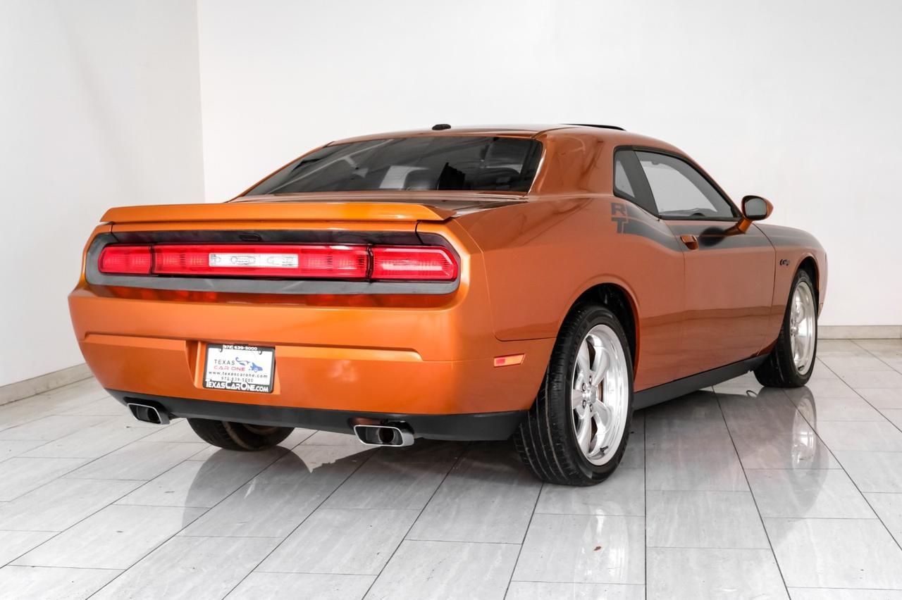 2011 Dodge Challenger R/T CLASSIC 5.7L HEMI NAVIGATION SUNROOF LEATHER HEATED SEATS KEYLESS START BLUETOOTH Carrollton TX