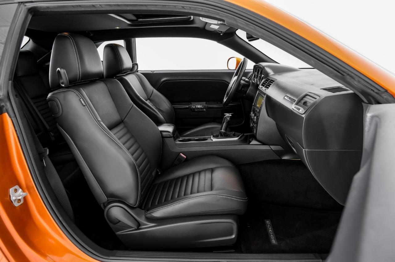 2011 Dodge Challenger R/T CLASSIC 5.7L HEMI NAVIGATION SUNROOF LEATHER HEATED SEATS KEYLESS START BLUETOOTH Carrollton TX