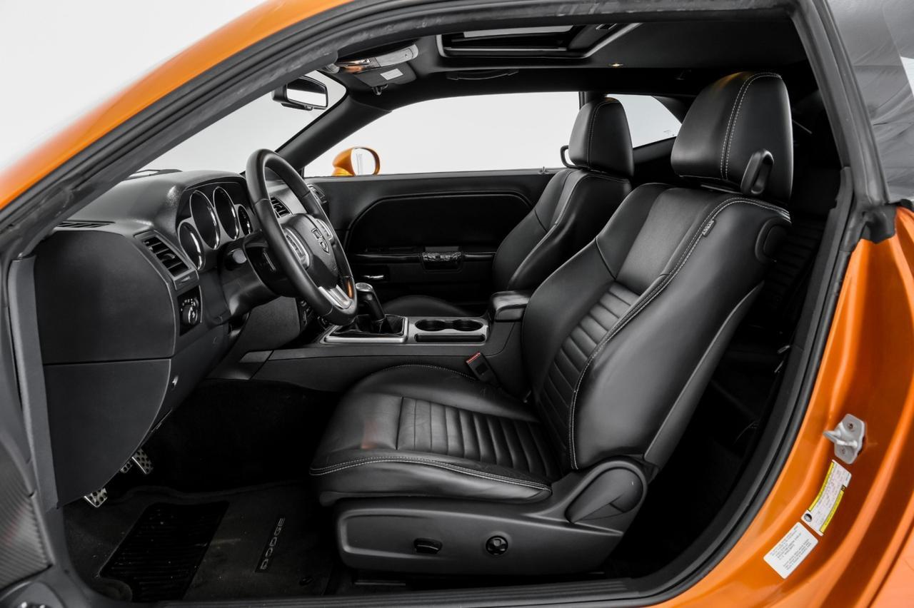 2011 Dodge Challenger R/T CLASSIC 5.7L HEMI NAVIGATION SUNROOF LEATHER HEATED SEATS KEYLESS START BLUETOOTH Carrollton TX