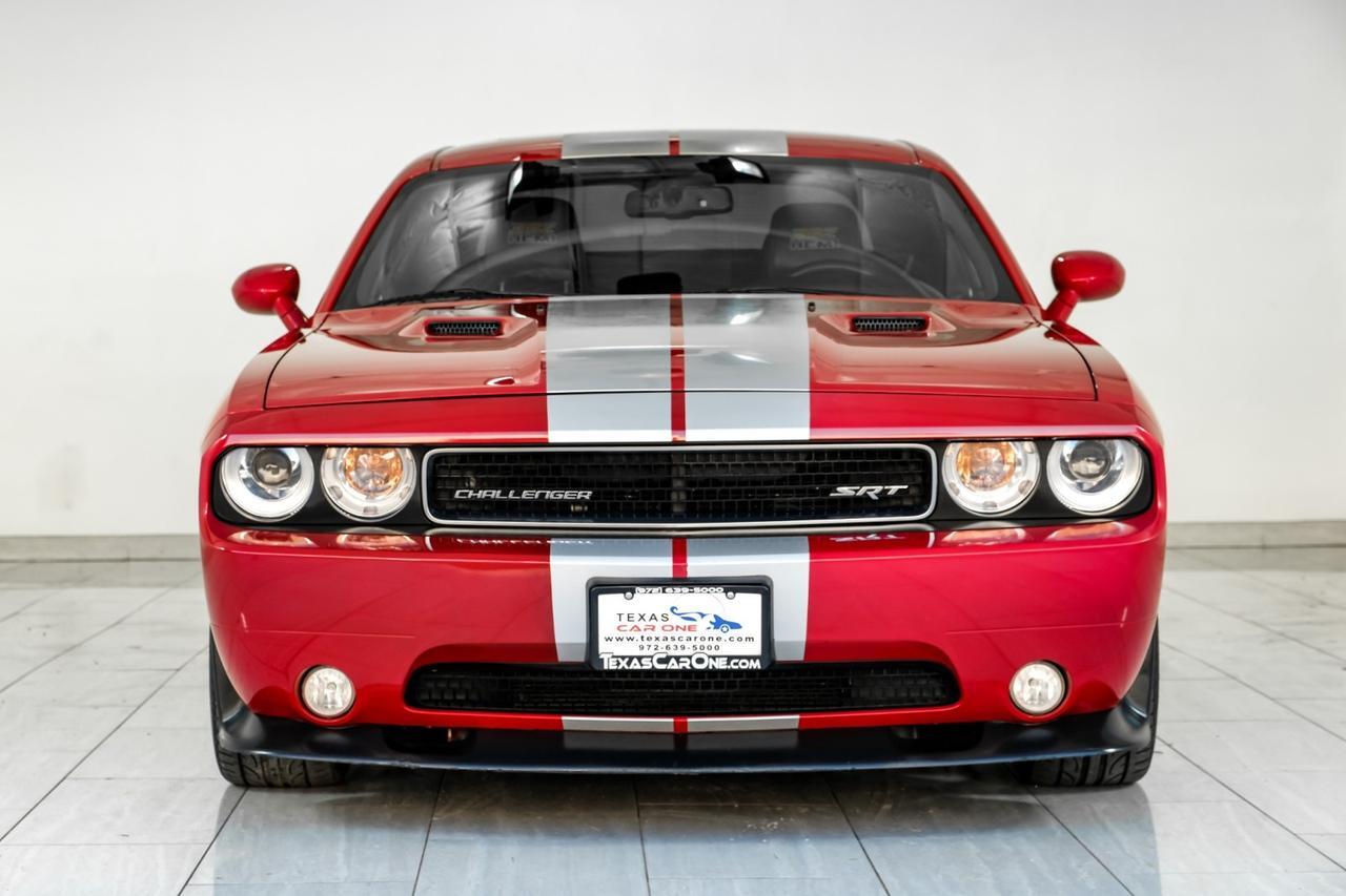 2011 Dodge Challenger SRT8 6.4L HEMI NAVIGATION SUNROOF LEATHER HEATED SEATS POWER DRI
