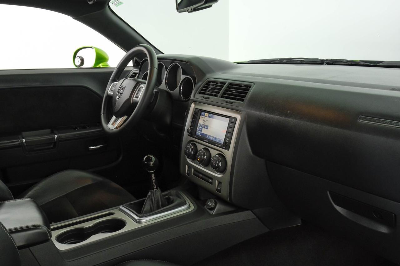 2011 Dodge Challenger SRT8 SUNROOF LEATHER HEATED SEATS KEYLESS START BLUETOOTH POWER DRIVER SEAT Carrollton TX