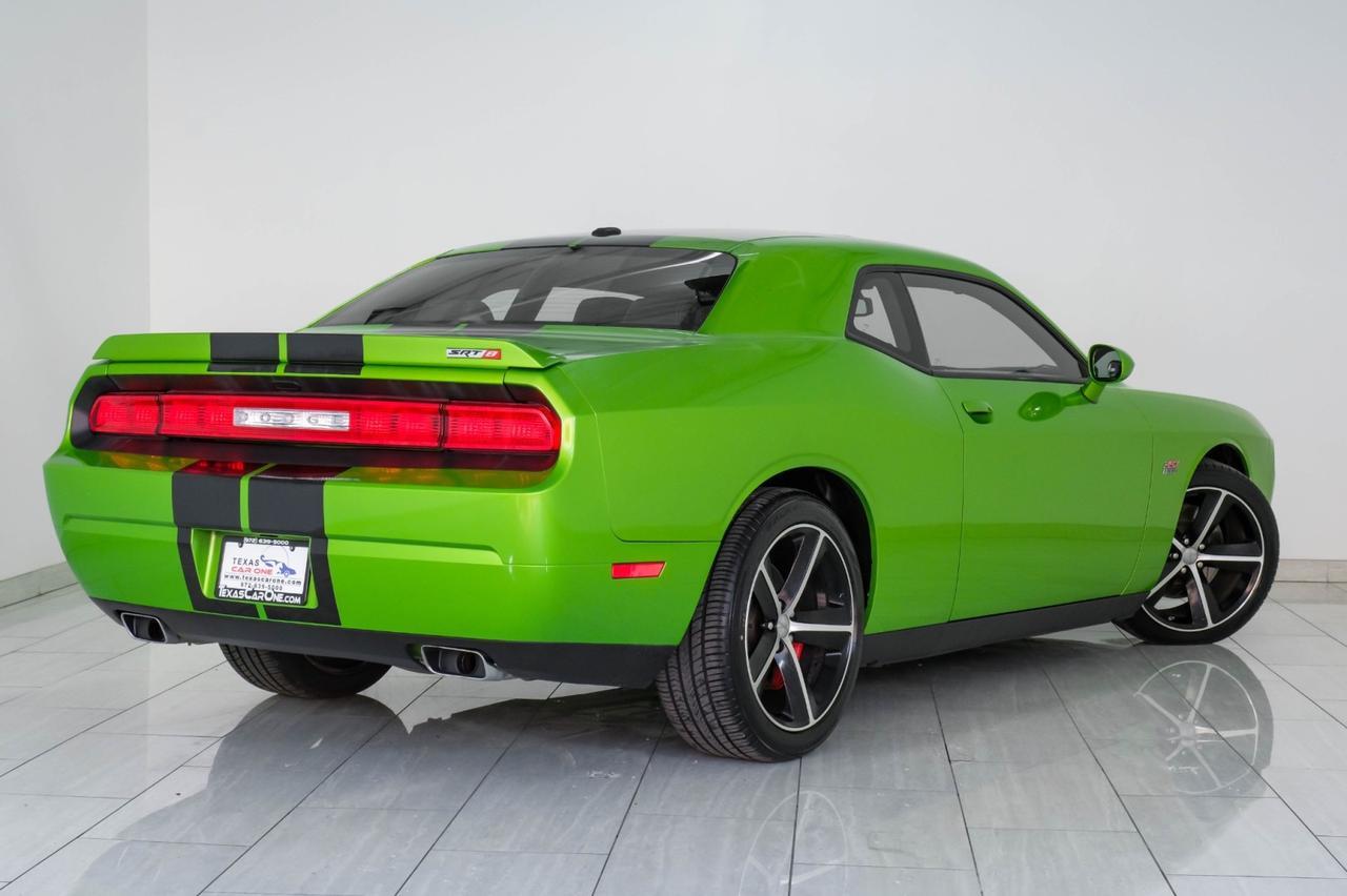 2011 Dodge Challenger SRT8 SUNROOF LEATHER HEATED SEATS KEYLESS START BLUETOOTH POWER DRIVER SEAT Carrollton TX