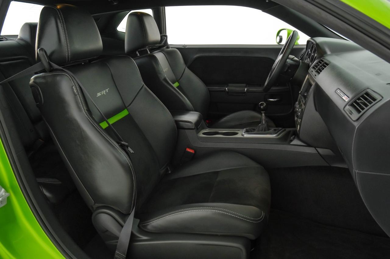 2011 Dodge Challenger SRT8 SUNROOF LEATHER HEATED SEATS KEYLESS START BLUETOOTH POWER DRIVER SEAT Carrollton TX