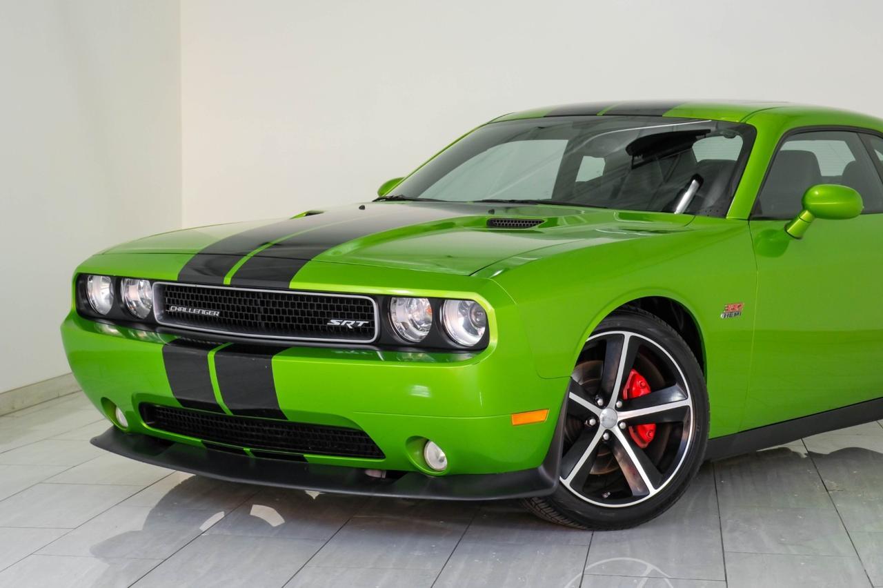 2011 Dodge Challenger SRT8 SUNROOF LEATHER HEATED SEATS KEYLESS START BLUETOOTH POWER DRIVER SEAT Carrollton TX