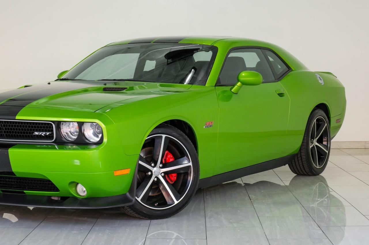 2011 Dodge Challenger SRT8 SUNROOF LEATHER HEATED SEATS KEYLESS START BLUETOOTH POWER DRIVER SEAT Carrollton TX