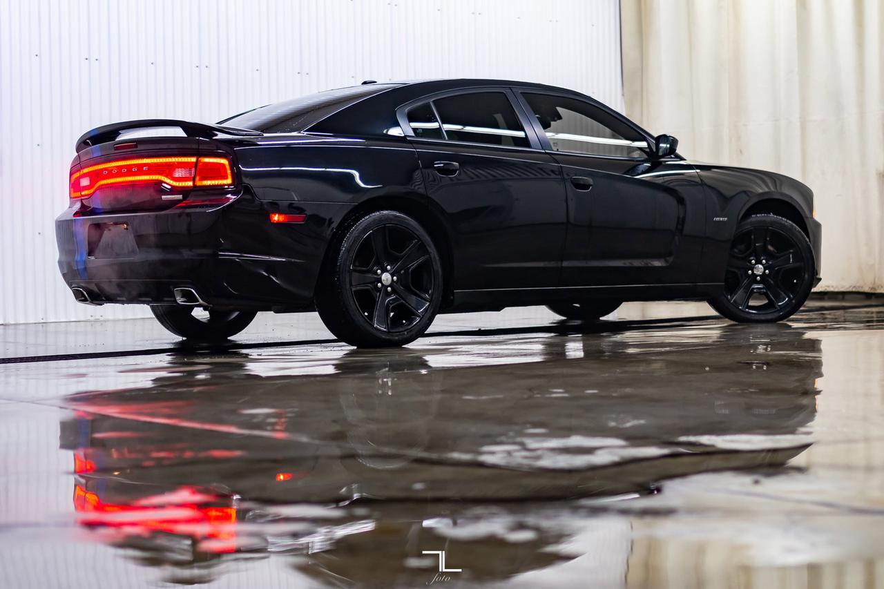 2011 Dodge Charger R/T Mopar 11 Edition #2/500 Leather Nav Red Deer AB