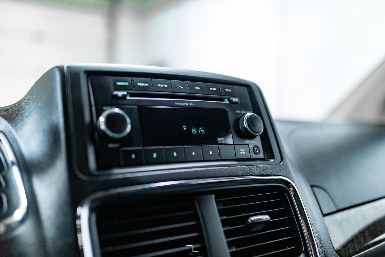 2011 Dodge Grand Caravan SXT Braun Mobility Wheelchair Conversion Red Deer AB