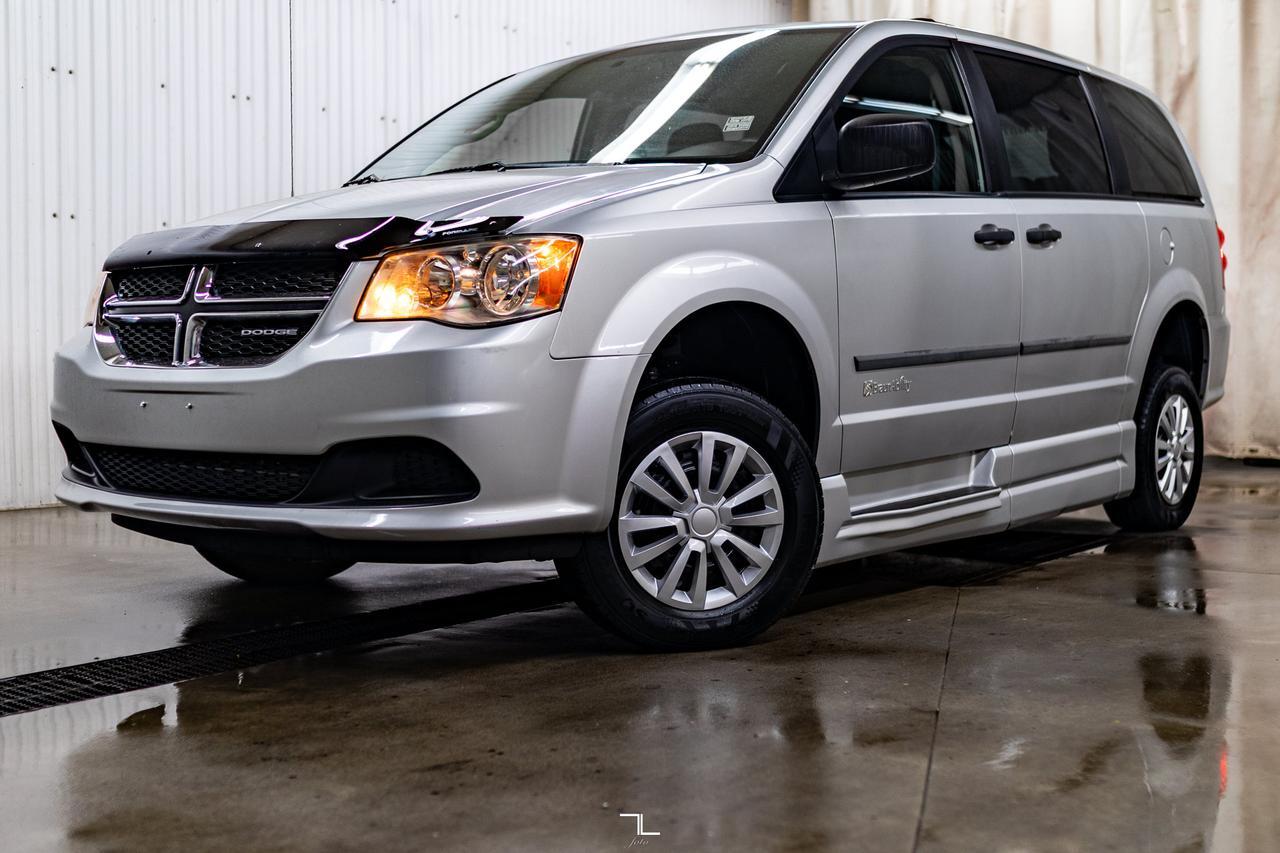 2011 Dodge Grand Caravan SXT Braun Mobility Wheelchair Conversion Red Deer AB